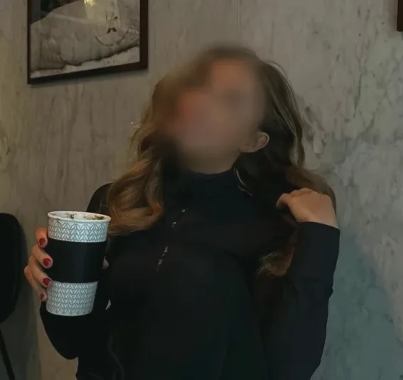 Fenna, 28