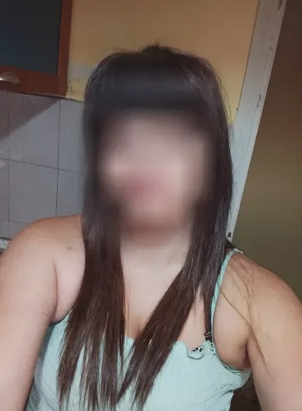Kirsten, 37