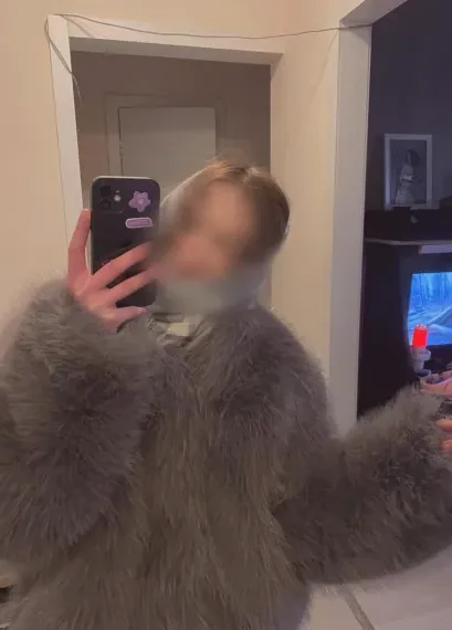 Nathalie, 30