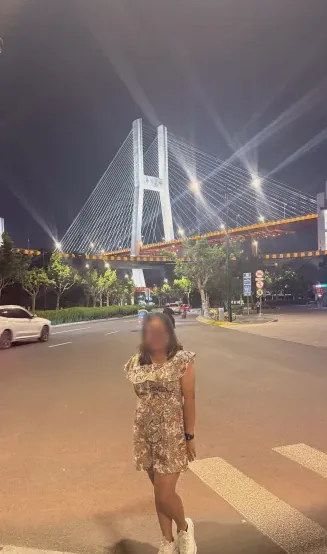 Nikki, 34