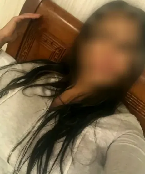 Yasmin, 31